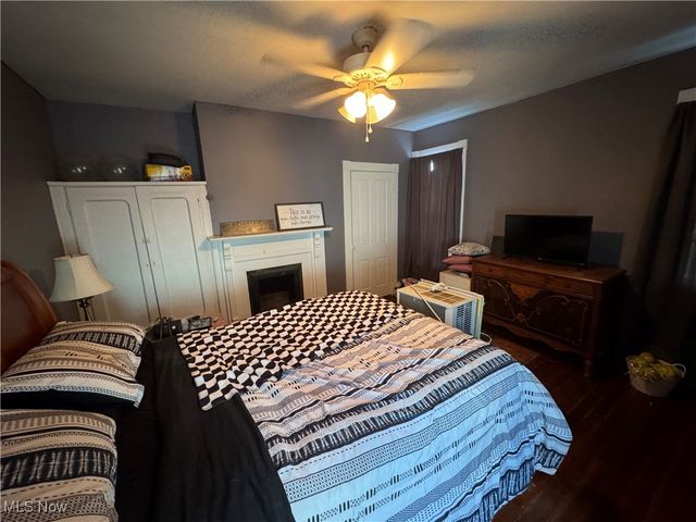 805 Indiana Street, Martins Ferry, OH 43935