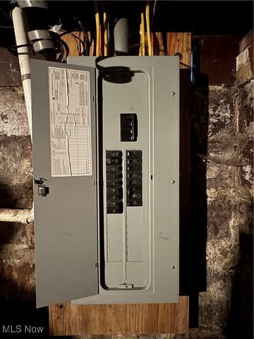 805 Indiana Street, Martins Ferry, OH 43935