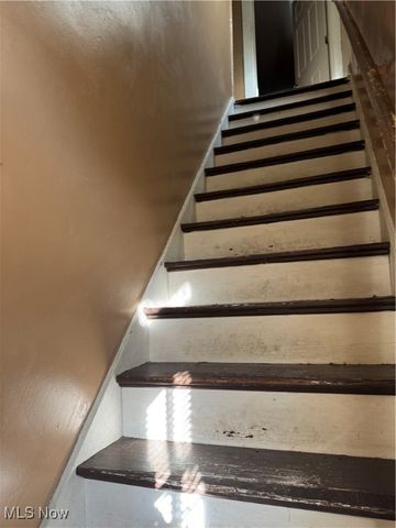 805 Indiana Street, Martins Ferry, OH 43935