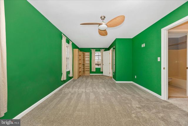 8602 BURNT HICKORY CIR, Frederick, MD 21704