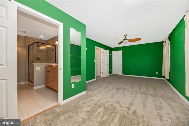 8602 BURNT HICKORY CIR, Frederick, MD 21704