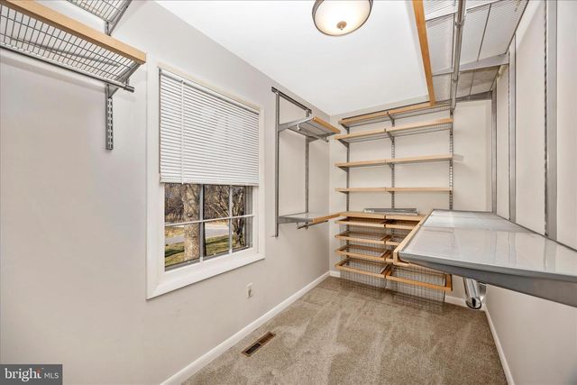 8602 BURNT HICKORY CIR, Frederick, MD 21704