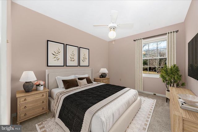 8602 BURNT HICKORY CIR, Frederick, MD 21704