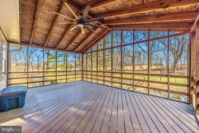 8602 BURNT HICKORY CIR, Frederick, MD 21704