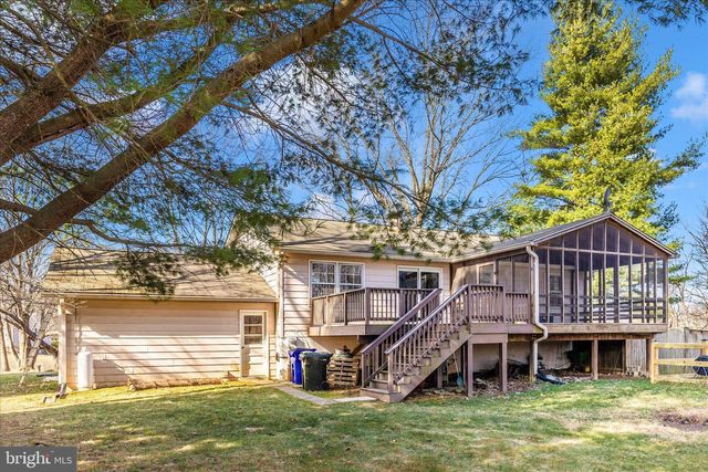 8602 BURNT HICKORY CIR, Frederick, MD 21704