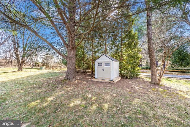 8602 BURNT HICKORY CIR, Frederick, MD 21704