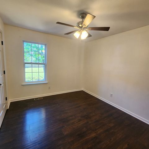 1420 LAUREL OAK DR, Antioch, TN 37013
