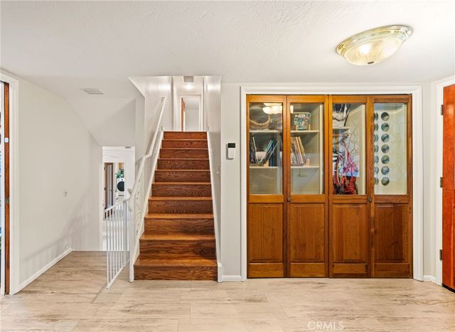 662 Valley View, Redlands, CA 92373