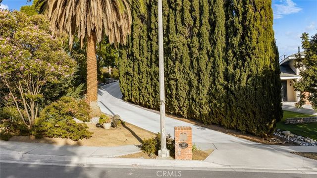 662 Valley View, Redlands, CA 92373