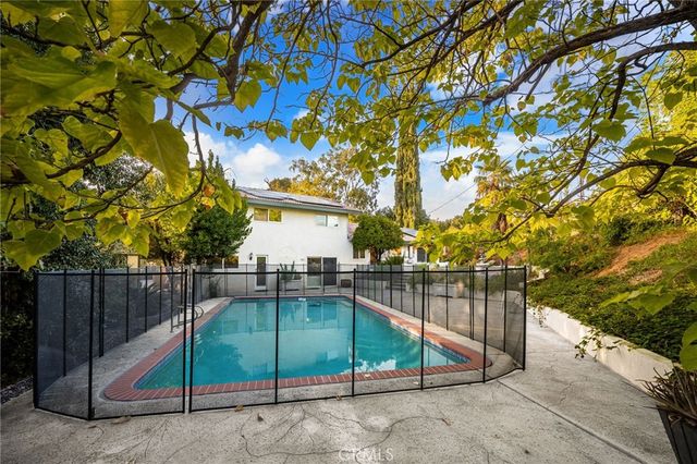 662 Valley View, Redlands, CA 92373