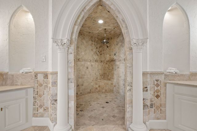 5613 Versailles Court, Colleyville, TX 76034