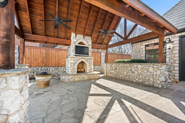 5613 Versailles Court, Colleyville, TX 76034