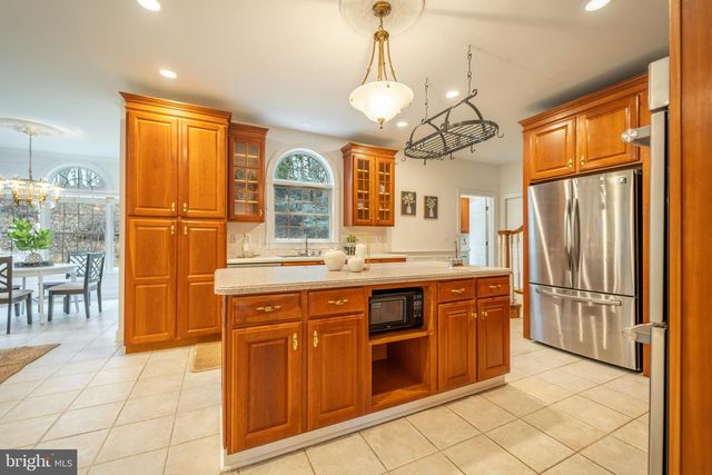 11112 OLD CARRIAGE RD, Glen Arm, MD 21057