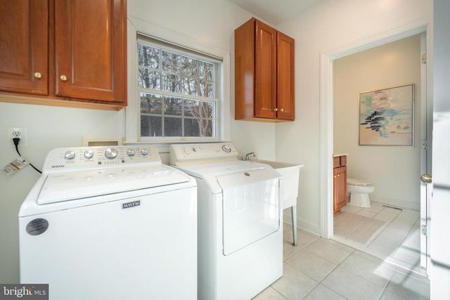 11112 OLD CARRIAGE RD, Glen Arm, MD 21057