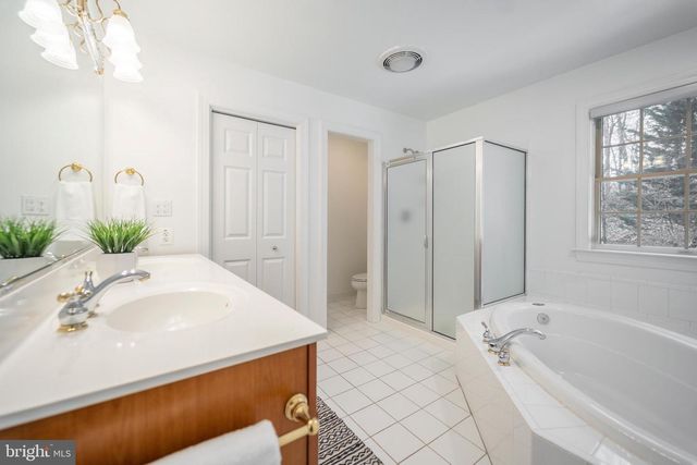 11112 OLD CARRIAGE RD, Glen Arm, MD 21057