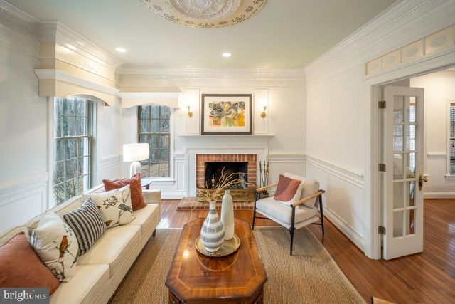 11112 OLD CARRIAGE RD, Glen Arm, MD 21057