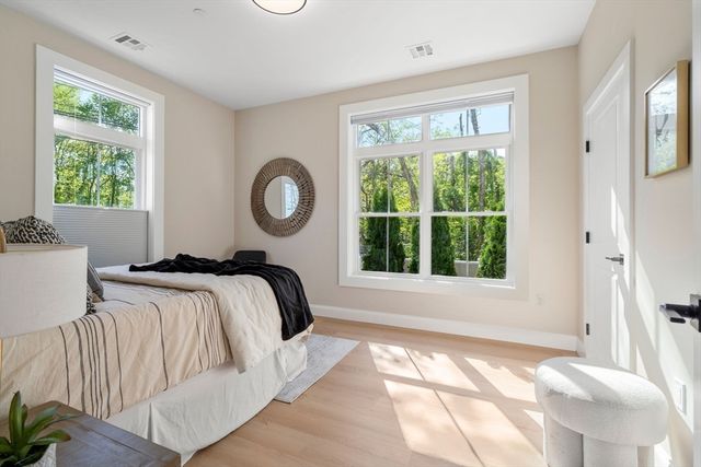 7 Cross St 201, Wilmington, MA 01887