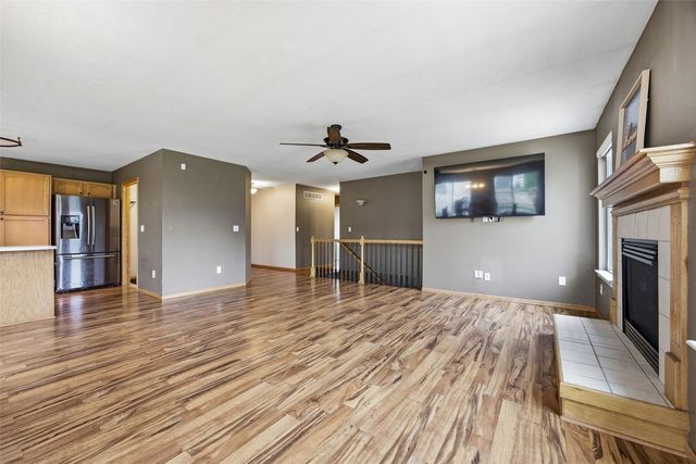 5400 Prairie Ridge Avenue, Marion, IA 52302