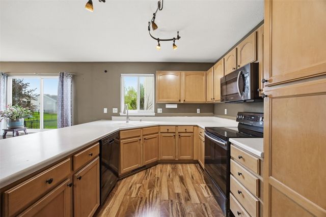 5400 Prairie Ridge Avenue, Marion, IA 52302