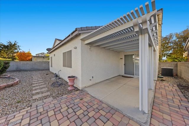 10184 Eden Falls Lane, Las Vegas, NV 89183