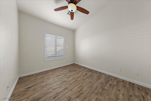 10184 Eden Falls Lane, Las Vegas, NV 89183