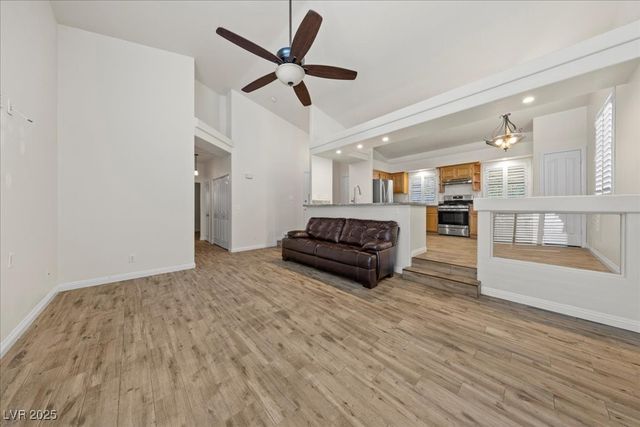 10184 Eden Falls Lane, Las Vegas, NV 89183