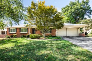 504 Southland Drive, Versailles, KY 40383