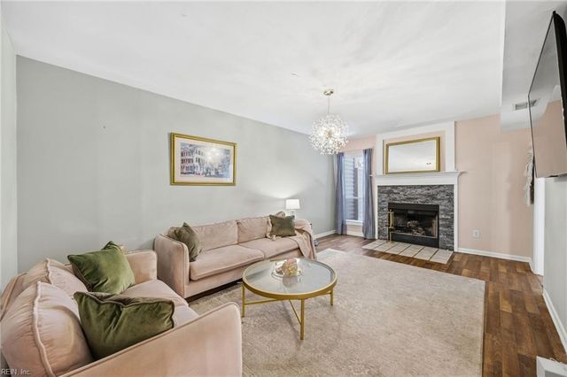 59 Summer E, Williamsburg, VA 23188