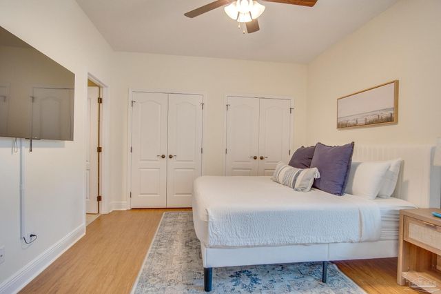 1768 Sound Haven Ct, Navarre, FL 32566