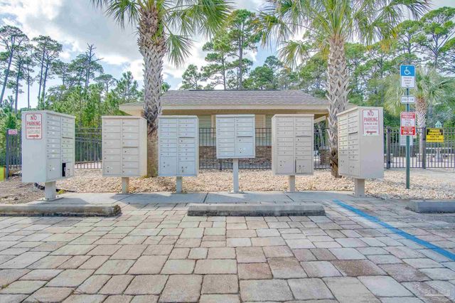 1768 Sound Haven Ct, Navarre, FL 32566