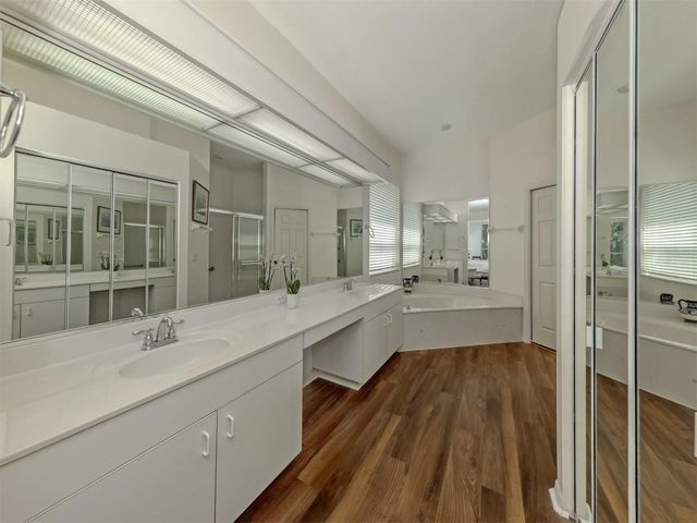 554 FALLBROOK DRIVE, Venice, FL 34292