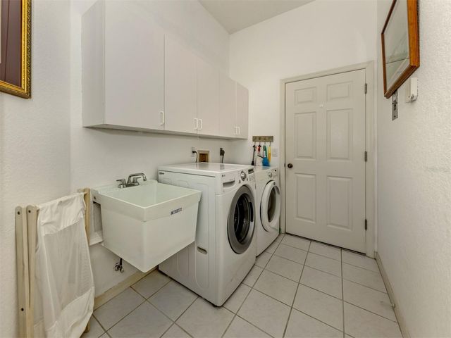 554 FALLBROOK DRIVE, Venice, FL 34292