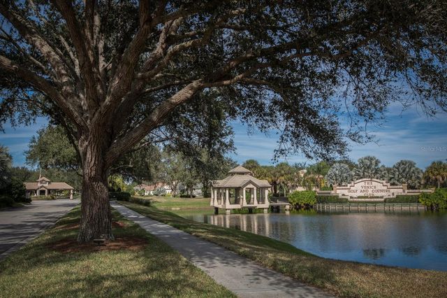554 FALLBROOK DRIVE, Venice, FL 34292