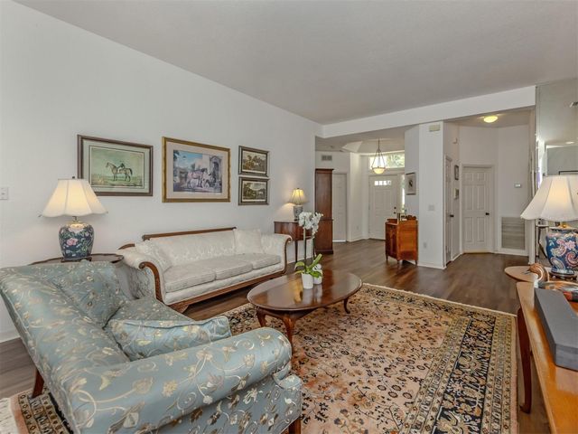 554 FALLBROOK DRIVE, Venice, FL 34292