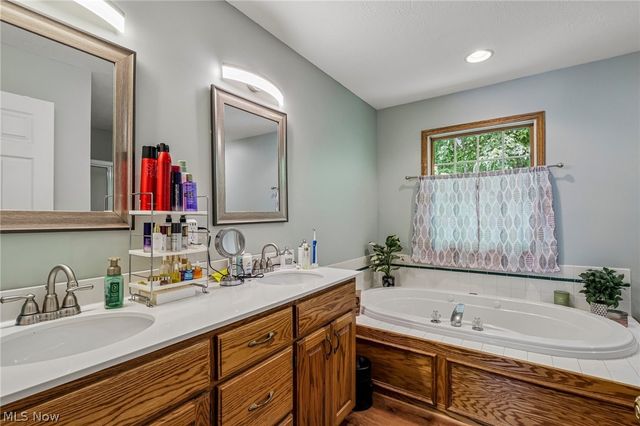 3749 Turnberry Drive, Medina, OH 44256