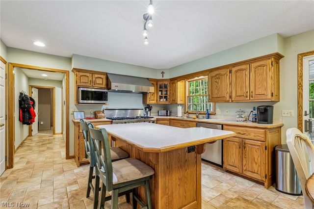 3749 Turnberry Drive, Medina, OH 44256