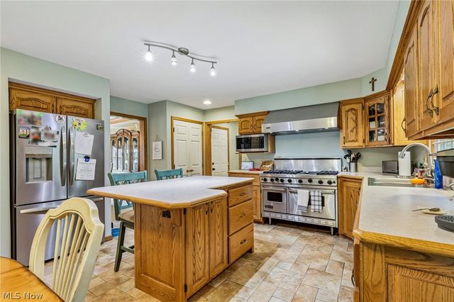3749 Turnberry Drive, Medina, OH 44256
