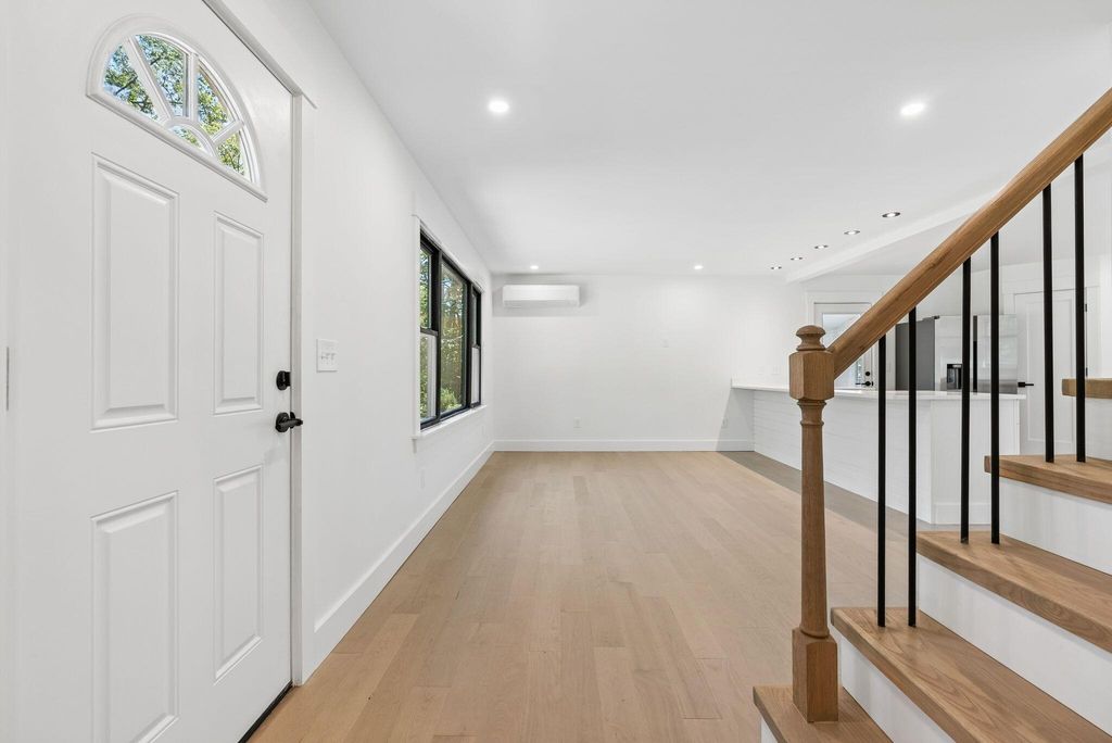 30 Mallett Drive, Topsham, ME 04086 — photo 3