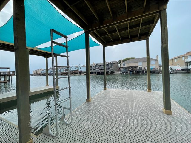 15333 Isabella Ct, Corpus Christi, TX 78418