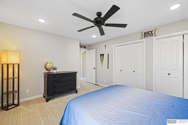 8711 S 169th Street, Omaha, NE 68136