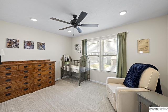 8711 S 169th Street, Omaha, NE 68136