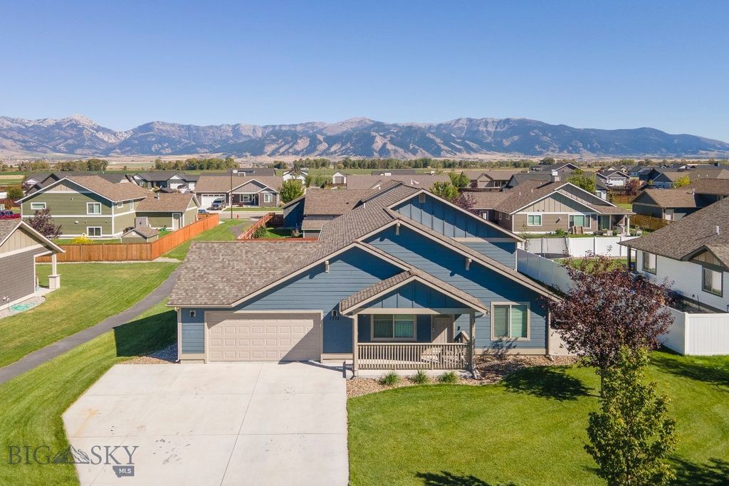 1712 Shelby Avenue, Belgrade, MT 59714 photo 2