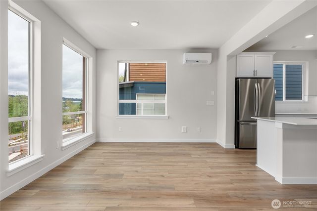 4261 Aberdeen Way NE, Renton, WA 98056
