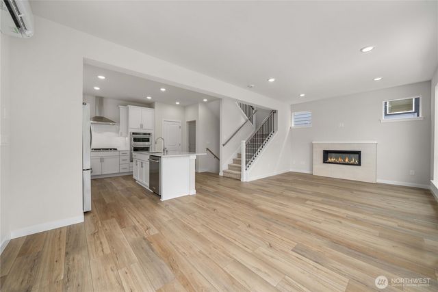 4261 Aberdeen Way NE, Renton, WA 98056