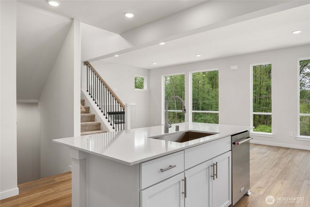 4261 Aberdeen Way NE, Renton, WA 98056