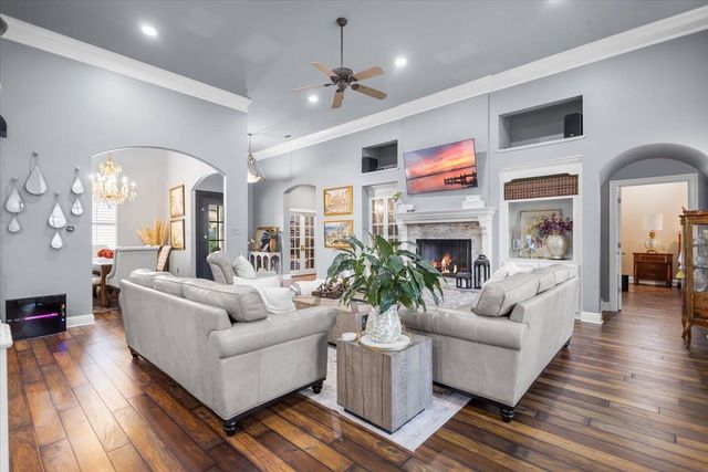 1600 Chippewa St, Longview, TX 75605