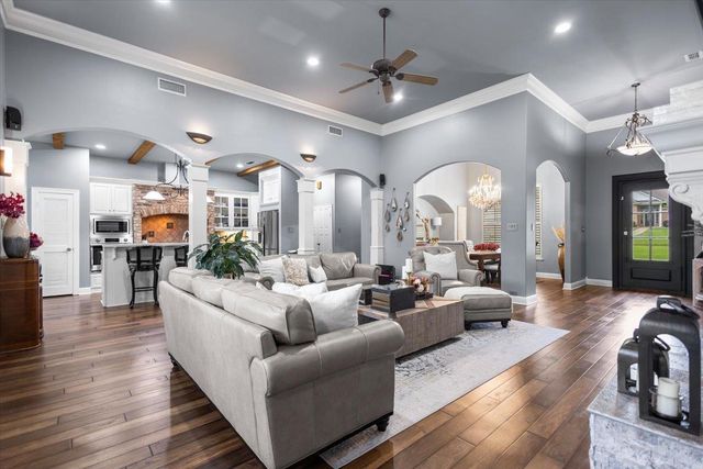 1600 Chippewa St, Longview, TX 75605