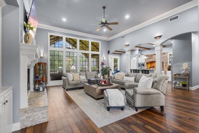 1600 Chippewa St, Longview, TX 75605