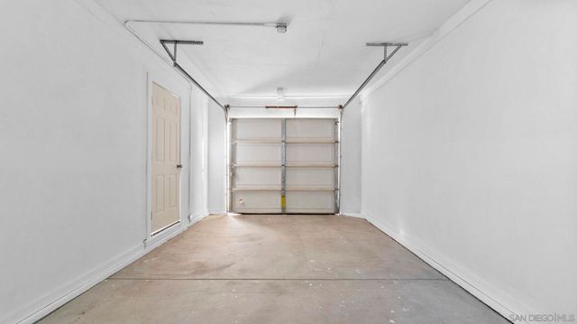 204 N Citrus Ave, Vista, CA 92084