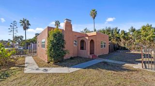 204 N Citrus Ave, Vista, CA 92084